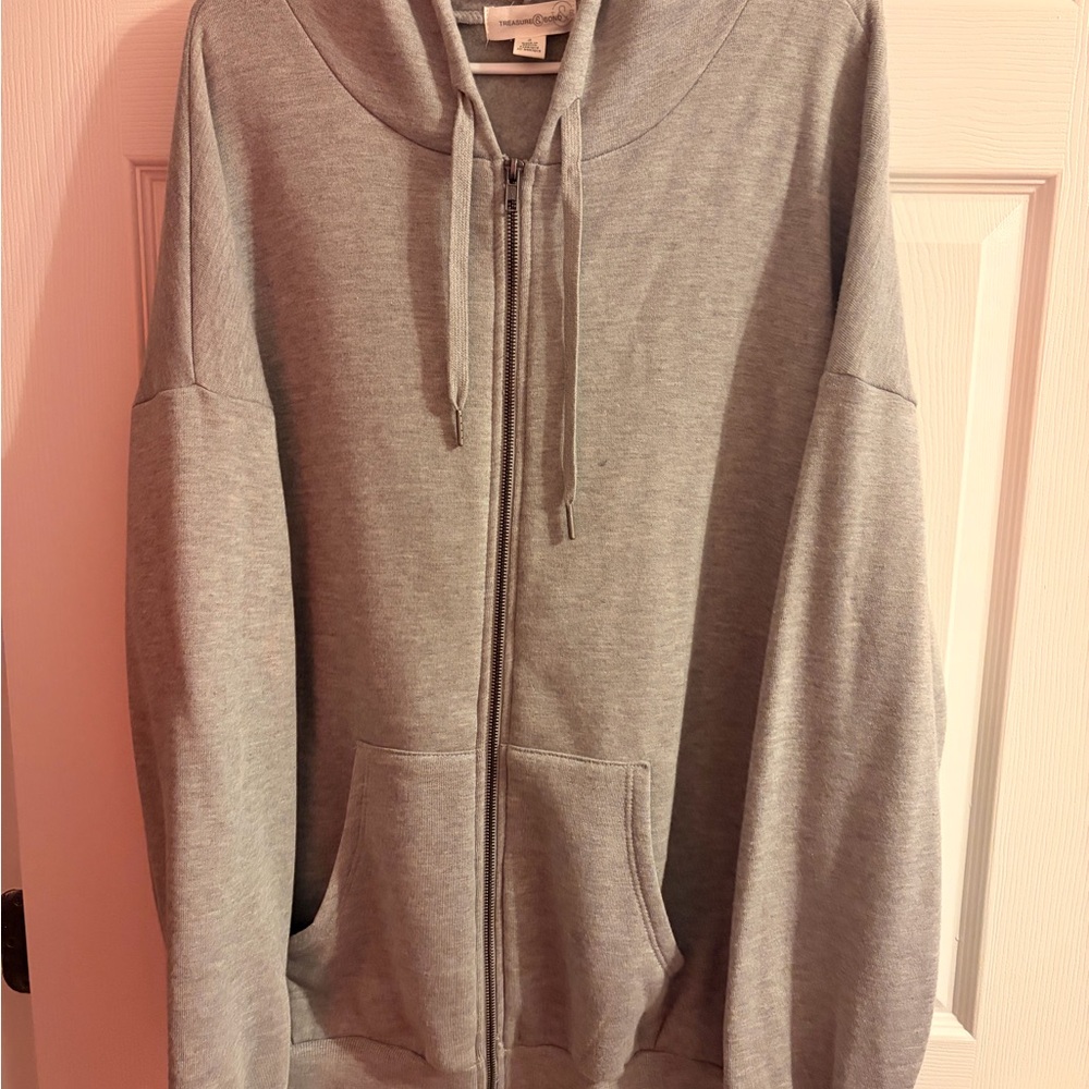 Treasure & Bond Heather Gray Hoodie